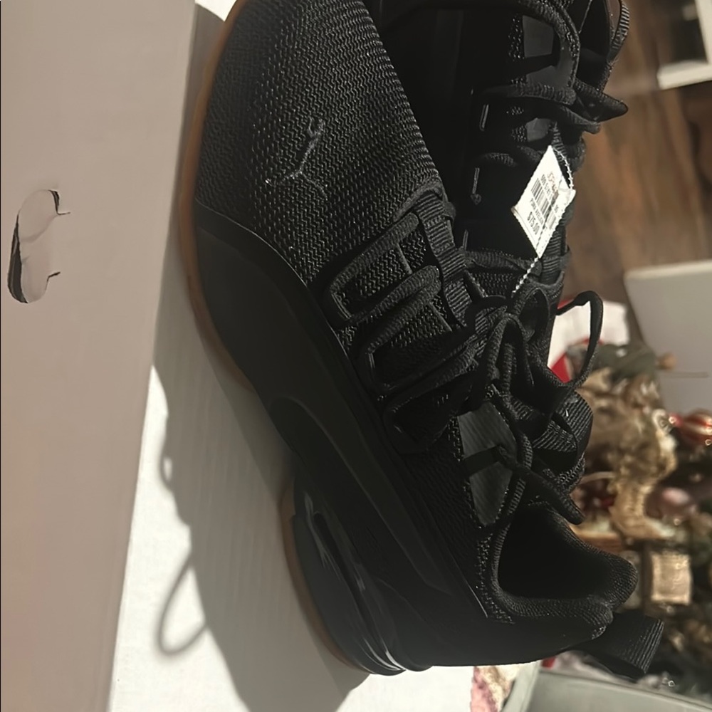 Puma Women's Black Athletic Shoes